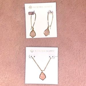 Kendra Scott jewelry set in light pink 🪷